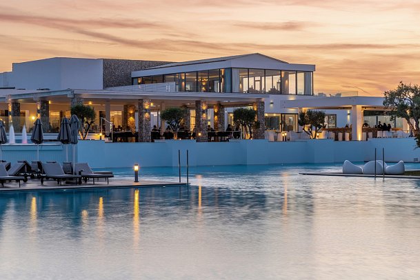 Diamond Deluxe Hotel & Spa