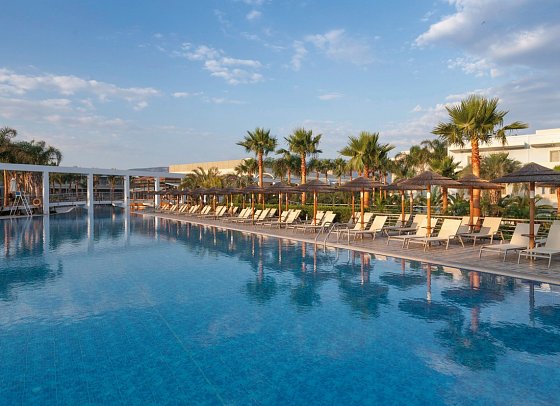 Blue Lagoon Resort