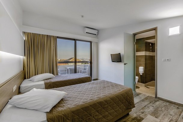 Akti Beach Club - Wohnbeispiel Maisonette (Zimmercodierung MB1)