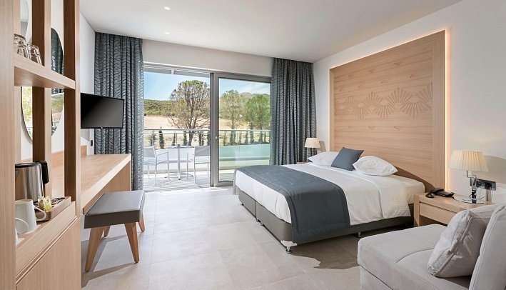 Blue Lagoon Ocean - Wohnbeispiel Juniorsuite Gartenblick (Zimmercodierung J1G)