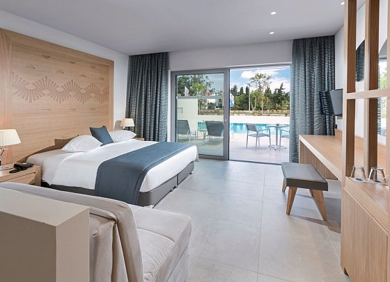 Blue Lagoon Ocean - Wohnbeispiel Juniorsuite Swim-Up Meerblick (Zimmercodierung J2Q)