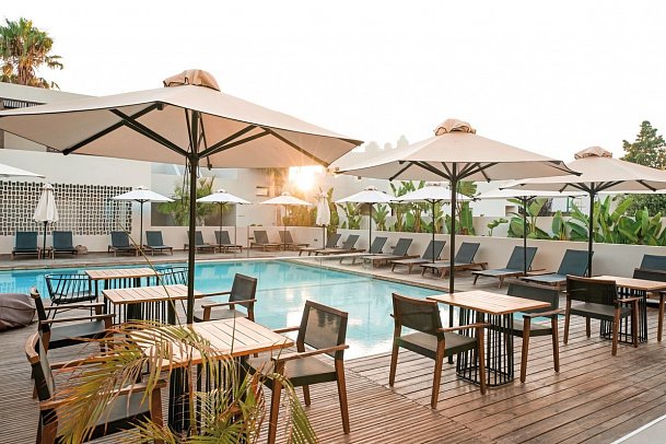 Sentido More Meni Residence & Suites