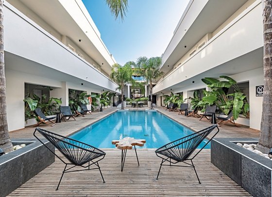 Sentido More Meni Residence & Suites