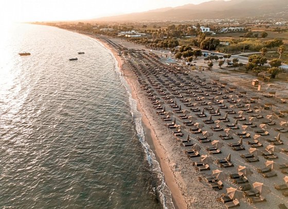 Sentido More Meni Residence & Suites