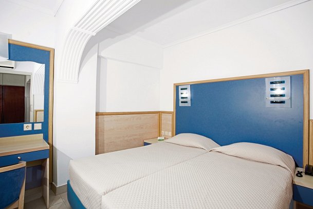 Atlantis Hotel Kos - Wohnbeispiel Familienzimmer Meerblick (Zimmercodierung F1M)