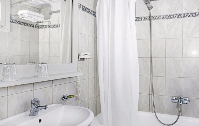 Atlantis Hotel Kos - Wohnbeispiel Familienzimmer Meerblick (Zimmercodierung F1M)