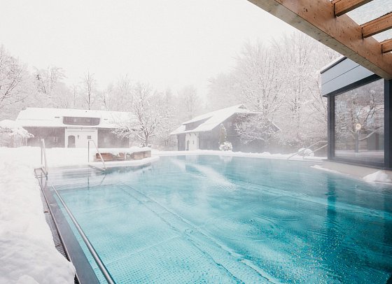 Naturel Hoteldorf SCHÖNLEITN - Outdoorpool Winter