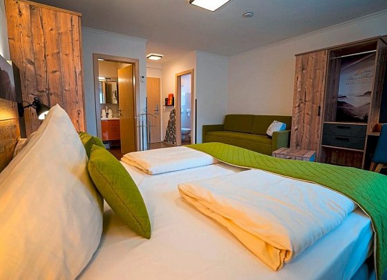 Samerhof - Wohnbeispiel Alpin Familienzimmer (DKZ) (Zimmercodierung FB1)