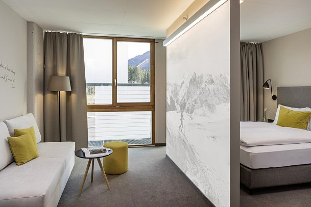 Arena Franz Ferdinand Nassfeld - Wohnbeispiel Familienzimmer Typ XL Schlafsofa (Zimmercodierung FB2)