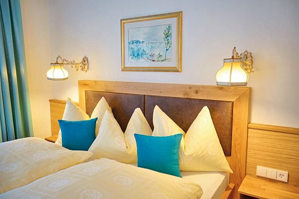 Ferienhotel Glocknerhof - Wohnbeispiel Doppelzimmer Komfort Nebengebäude (Zimmercodierung DFV)