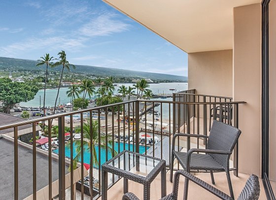 Courtyard King Kamehameha's Kona Beach Hotel - Beispiel Balkon Ocean View (Zimmercodierungen UGM, U1M, U2M & U3M)