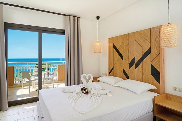 Blue View Superior Suites - Wohnbeispiel Doppelzimmer Deluxe Meerblick (Zimmercodierung DDM)