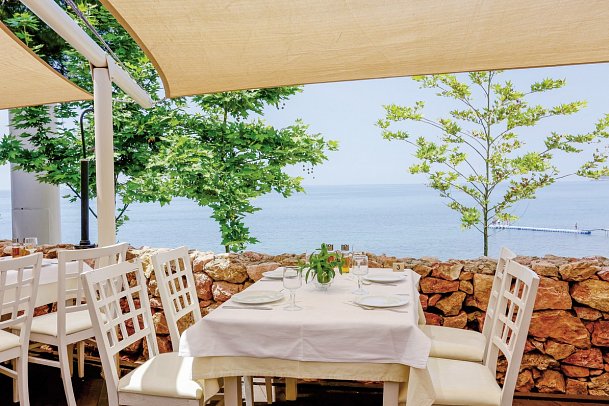 Alexandra Beach Spa Resort