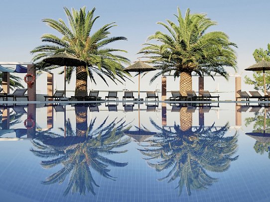 Alexandra Beach Spa Resort