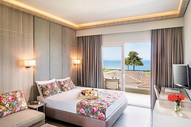 Alexandra Beach Spa Resort