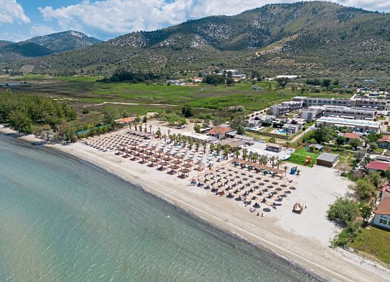 Alea Hotel & Suites