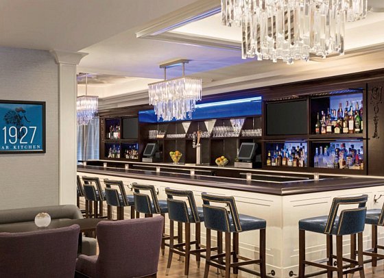 Hilton Checkers Los Angeles - Bar & Lounge