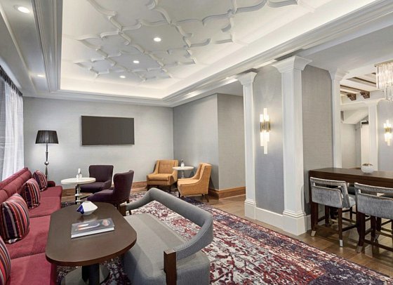 Hilton Checkers Los Angeles - Lobby