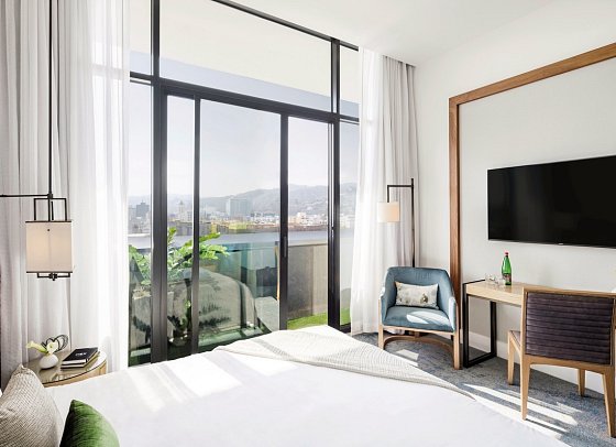 Dream Hollywood - Wohnbeispiel 1 King Bed with Balcony Bronze (Zimmercodierung UG2)