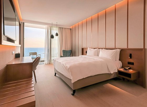 Radisson Beach Resort Larnaca - Wohnbeispiel Doppelzimmer Meerblick (Zimmercodierung DBM)