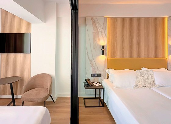 Cavo Maris Beach - Wohnbeispiel Familienzimmer Superior (Zimmercodierungen FSN & FSM)