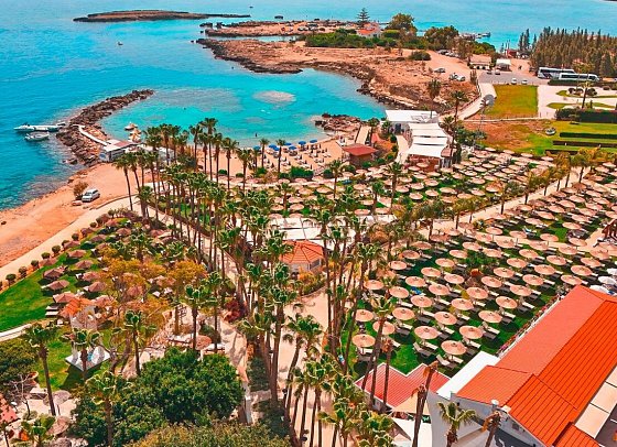 Cavo Maris Beach