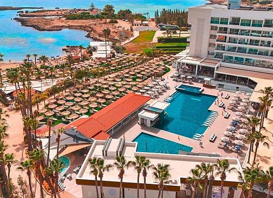 Cavo Maris Beach