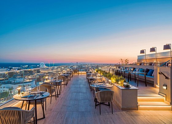 Amanti MadeForTwo Hotels