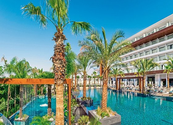 Amanti MadeForTwo Hotels