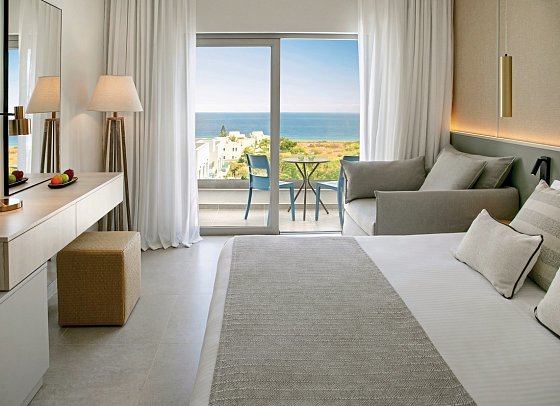 Atlantica Aqua Blue - Wohnbeispiel Doppelzimmer Superior Meerblick (Zimmercodierung DSM)