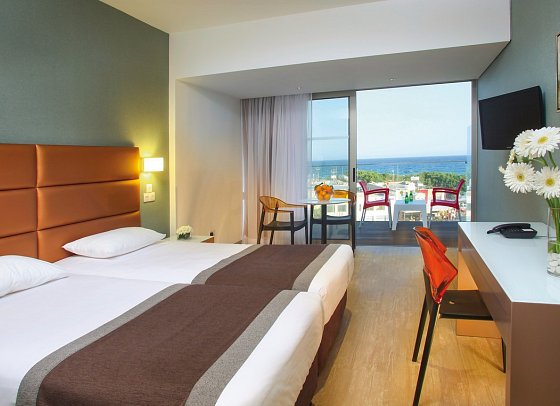 Faros - Wohnbeispiel Doppelzimmer Meerblick (Zimmercodierung DBM)
