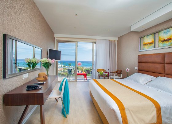Faros - Wohnbeispiel Doppelzimmer Superior Meerblick (Zimmercodierung DSM)