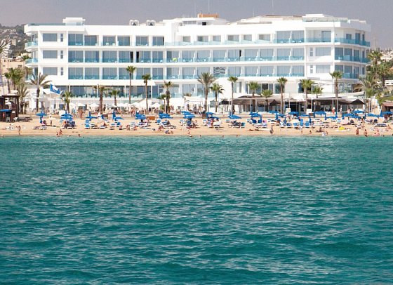 Vrissaki Beach Hotel