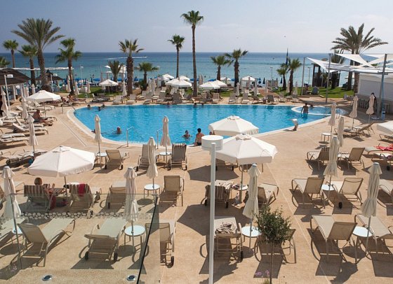 Vrissaki Beach Hotel