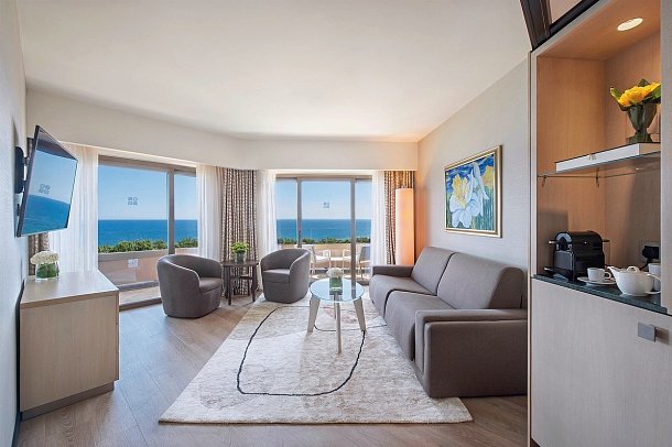 Four Seasons - Wohnbeispiel Suite Familie (Zimmercodierung WI1)