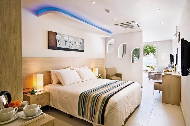 Pernera Beach - Wohnbeispiel Suite Swim-Up (Zimmercodierung WBQ)