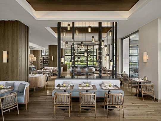 AMARA - Breakfast Room