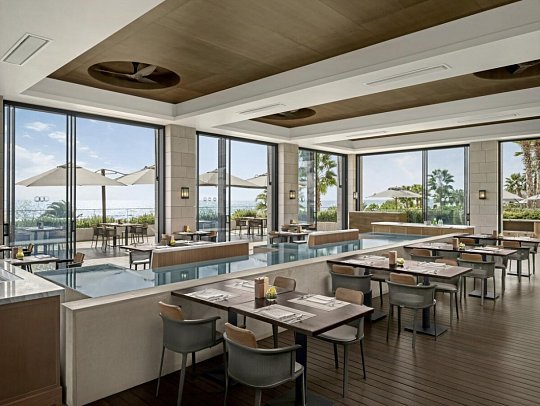 AMARA - Breakfast Room