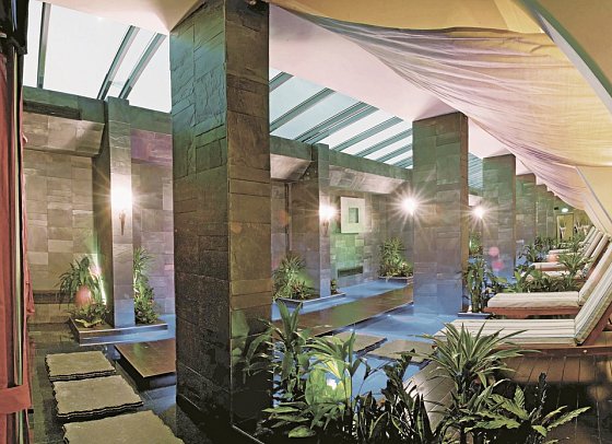 Amathus Beach Hotel Limassol