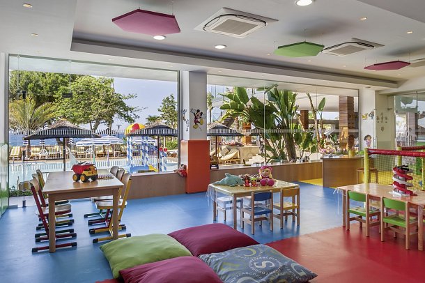 Amathus Beach Hotel Limassol