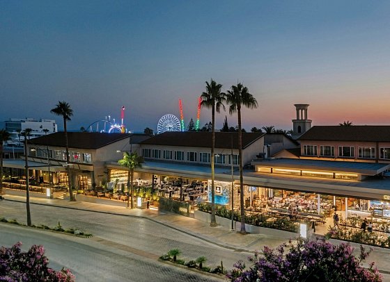 Napa Plaza