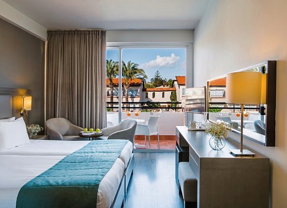 Napa Plaza - Wohnbeispiel Doppelzimmer Superior Poolblick (Zimmercodierung DSP)