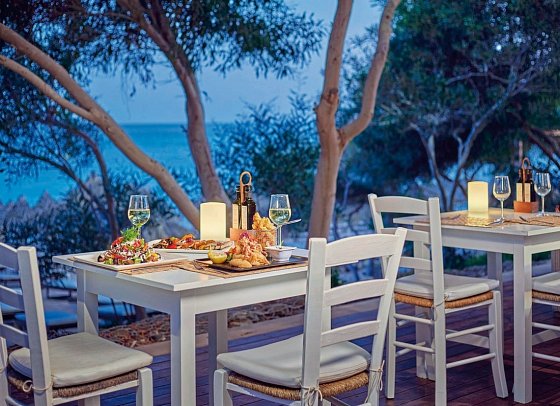 Grecian Bay