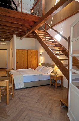 New Helvetia Hotel - Wohnbeispiel Maisonette (Zimmercodierung MB1)