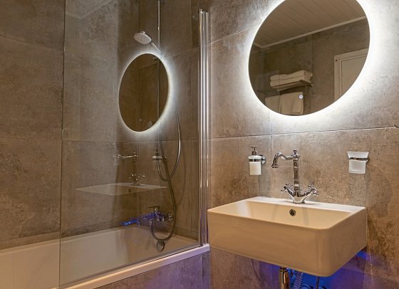 New Helvetia Hotel - Wohnbeispiel Maisonette (Zimmercodierung MB1)