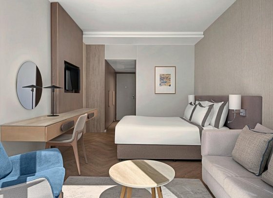 Mediterranean Beach Hotel - Wohnbeispiel DZ Premium Meerblick (Zimmercodierung DMM)