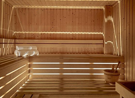 Mediterranean Beach Hotel - Spa