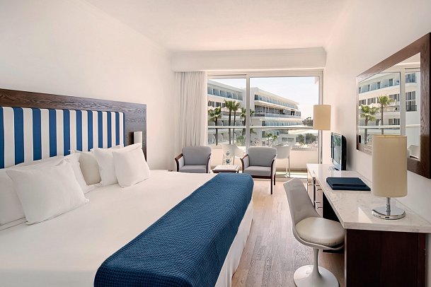 Grecian Sands - Wohnbeispiel Doppelzimmer seitl. Meerblick (Zimmercodierung DBN)