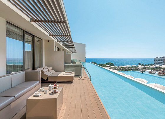 Amarande - Wohnbeispiel Suite Prestige Swim-Up (Zimmercodierung WOQ)
