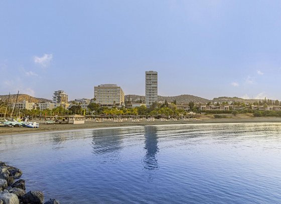 St Raphael